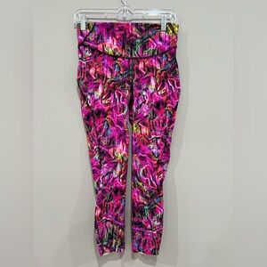 Lululemon Size 8 Leggings - Excellent Condition